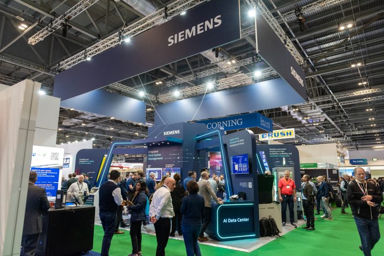 data centre world exhibition stand for siemens