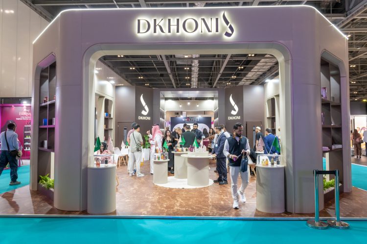 exhibition stands for tones of beauty